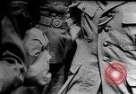 Standbild Britische Soldaten in Battle Gear europäische Theater, 1944, aus Sekunde 56 historischem Filmmaterial Videoclip 65675071827