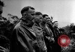 Image Une fumée noire et dense de feu faisant rage Théâtre du pacifique, 1944, de la seconde 45 séquences d'archives historiques vidéo 65675071830