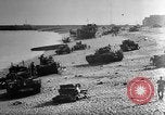 Image activités de plage Dieppe France, 1942, de la seconde 25 séquences d'archives historiques vidéo 65675071831