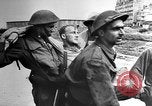 Image activités de plage Dieppe France, 1942, de la seconde 49 séquences d'archives historiques vidéo 65675071831