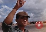 Standbild Hochwasserschutz Vietnam, 1966, aus Sekunde 38 historischem Filmmaterial Videoclip 65675071834