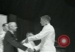 Standbild Graduierung Zeremonien United States USA, 1964, aus Sekunde 45 historischem Filmmaterial Videoclip 65675071841