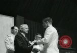 Standbild Graduierung Zeremonien United States USA, 1964, aus Sekunde 46 historischem Filmmaterial Videoclip 65675071841