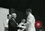 Standbild Graduierung Zeremonien United States USA, 1964, aus Sekunde 47 historischem Filmmaterial Videoclip 65675071841