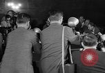 Immagine di Traghetto testimonia a McCarthy Army Signal Corps audizioni New York City USA, 1953, secondo 4 filmato di repertorio 65675071883