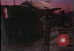 Standbild Südostasiatischer Flüchtlinge Europa, 1980, aus Sekunde 20 historischem Filmmaterial Videoclip 65675071912