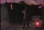 Standbild Südostasiatischer Flüchtlinge Europa, 1980, aus Sekunde 22 historischem Filmmaterial Videoclip 65675071912