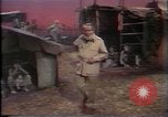 Standbild Südostasiatischer Flüchtlinge Europa, 1980, aus Sekunde 26 historischem Filmmaterial Videoclip 65675071912