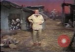 Standbild Südostasiatischer Flüchtlinge Europa, 1980, aus Sekunde 32 historischem Filmmaterial Videoclip 65675071912