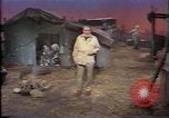 Standbild Südostasiatischer Flüchtlinge Europa, 1980, aus Sekunde 37 historischem Filmmaterial Videoclip 65675071912