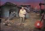 Standbild Südostasiatischer Flüchtlinge Europa, 1980, aus Sekunde 38 historischem Filmmaterial Videoclip 65675071912