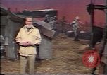 Standbild Südostasiatischer Flüchtlinge Europa, 1980, aus Sekunde 45 historischem Filmmaterial Videoclip 65675071912