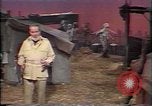 Standbild Südostasiatischer Flüchtlinge Europa, 1980, aus Sekunde 62 historischem Filmmaterial Videoclip 65675071912