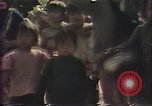 Standbild Südostasiatischer Flüchtlinge South East Asia, 1980, aus Sekunde 40 historischem Filmmaterial Videoclip 65675071913