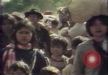 Standbild Südostasiatischer Flüchtlinge South East Asia, 1980, aus Sekunde 43 historischem Filmmaterial Videoclip 65675071913