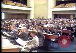 Standbild Südostasiatischer Flüchtlinge Genf Schweiz, 1980, aus Sekunde 12 historischem Filmmaterial Videoclip 65675071915