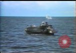 Standbild Südostasiatischer Flüchtlinge Europa, 1980, aus Sekunde 6 historischem Filmmaterial Videoclip 65675071917