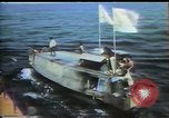 Standbild Südostasiatischer Flüchtlinge Europa, 1980, aus Sekunde 15 historischem Filmmaterial Videoclip 65675071917