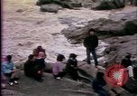 Standbild Südostasiatischer Flüchtlinge Europa, 1980, aus Sekunde 44 historischem Filmmaterial Videoclip 65675071917