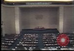 Standbild Südostasiatischer Flüchtlinge Europa, 1980, aus Sekunde 10 historischem Filmmaterial Videoclip 65675071918