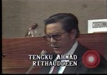 Standbild Südostasiatischer Flüchtlinge Europa, 1980, aus Sekunde 20 historischem Filmmaterial Videoclip 65675071918