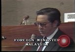 Standbild Südostasiatischer Flüchtlinge Europa, 1980, aus Sekunde 25 historischem Filmmaterial Videoclip 65675071918
