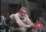 Standbild Südostasiatischer Flüchtlinge Europa, 1980, aus Sekunde 48 historischem Filmmaterial Videoclip 65675071919