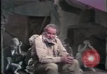 Standbild Südostasiatischer Flüchtlinge Europa, 1980, aus Sekunde 50 historischem Filmmaterial Videoclip 65675071919