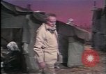 Standbild Südostasiatischer Flüchtlinge Europa, 1980, aus Sekunde 54 historischem Filmmaterial Videoclip 65675071919