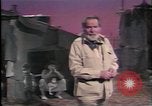 Standbild Südostasiatischer Flüchtlinge Europa, 1980, aus Sekunde 56 historischem Filmmaterial Videoclip 65675071919