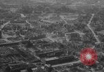Standbild Bombe beschädigt Nürnberg Deutschland, 1945, aus Sekunde 19 historischem Filmmaterial Videoclip 65675071920