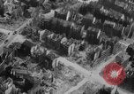 Standbild Bombe beschädigt Nürnberg Deutschland, 1945, aus Sekunde 45 historischem Filmmaterial Videoclip 65675071920