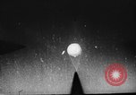 Standbild japanische Bombe Ballons an Deutschland United States USA, 1945, aus Sekunde 19 historischem Filmmaterial Videoclip 65675071921