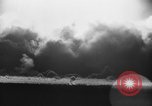 Standbild Dreifaltigkeit - die erste Atombombe in der Geschichte Alamogordo New Mexico USA, 1945, aus Sekunde 13 historischem Filmmaterial Videoclip 65675071922