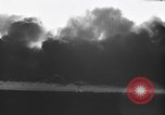 Standbild Dreifaltigkeit - die erste Atombombe in der Geschichte Alamogordo New Mexico USA, 1945, aus Sekunde 19 historischem Filmmaterial Videoclip 65675071922