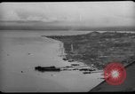 Standbild Beschädigter Flugplatz von Balikapapan Balikpapan Borneo Indonesien, 1945, aus Sekunde 23 historischem Filmmaterial Videoclip 65675071923