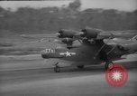 Standbild Beschädigter Flugplatz von Balikapapan Balikpapan Borneo Indonesien, 1945, aus Sekunde 34 historischem Filmmaterial Videoclip 65675071923