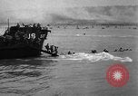 Standbild Alliierte Truppen am D-Day Europa, 1944, aus Sekunde 18 historischem Filmmaterial Videoclip 65675071936