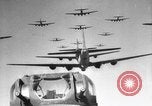 Standbild Alliierte Truppen am D-Day Europa, 1944, aus Sekunde 25 historischem Filmmaterial Videoclip 65675071936