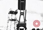 Standbild Deutsche V-2 Rakete geführt Peenemunde Deutschland, 1944, aus Sekunde 18 historischem Filmmaterial Videoclip 65675071937