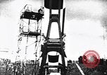 Standbild Deutsche V-2 Rakete geführt Peenemunde Deutschland, 1944, aus Sekunde 19 historischem Filmmaterial Videoclip 65675071937