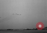 Standbild F-86 Sabre Korea, 1952, aus Sekunde 8 historischem Filmmaterial Videoclip 65675071938
