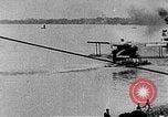 Standbild Douglas World Cruiser Kalkutta Indien, 1924, aus Sekunde 16 historischem Filmmaterial Videoclip 65675071961
