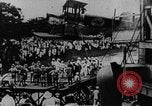 Standbild Douglas World Cruiser Kalkutta Indien, 1924, aus Sekunde 45 historischem Filmmaterial Videoclip 65675071961