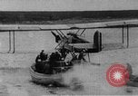 Standbild Douglas World Cruiser Scotland Vereinigtes Königreich, 1924, aus Sekunde 54 historischem Filmmaterial Videoclip 65675071966