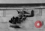 Standbild Douglas World Cruiser Scotland Vereinigtes Königreich, 1924, aus Sekunde 55 historischem Filmmaterial Videoclip 65675071966