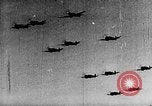 Immagine di Bombardamenti di Dover Dover Kent England, 1942, secondo 4 filmato di repertorio 65675071989