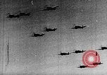 Immagine di Bombardamenti di Dover Dover Kent England, 1942, secondo 5 filmato di repertorio 65675071989