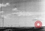 Immagine di Bombardamenti di Dover Dover Kent England, 1942, secondo 45 filmato di repertorio 65675071989