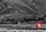 Standbild Mekong Bridge Birma, 1944, aus Sekunde 16 historischem Filmmaterial Videoclip 65675071995
